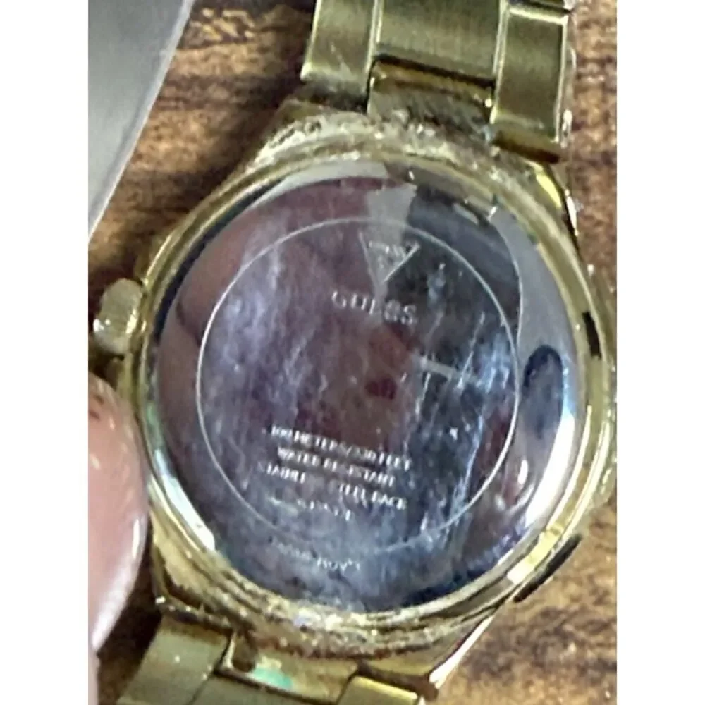 Guess Womens Gold Tone Stainless Steel Quartz Rhinestone Watch G13537L
